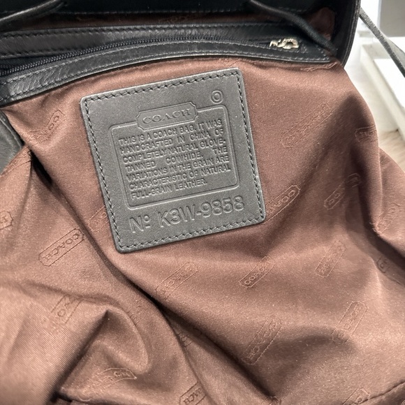 Coach Vintage Hampton Legacy Smooth Black Leather Backpack #9858 - Picture 3 of 14